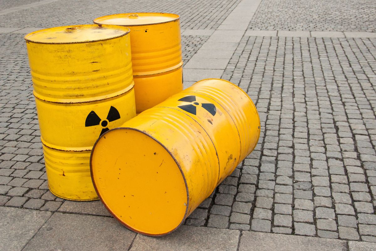 What’s the Difference Between Hazardous and Toxic Waste?